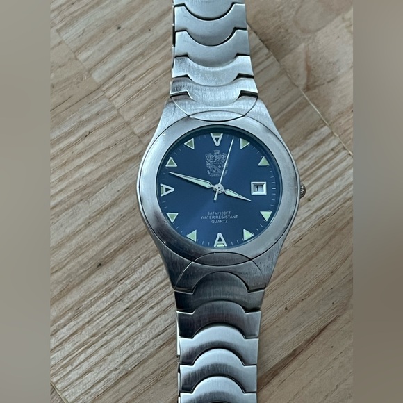 Paolo Gucci Rare Designer Watch Blue Dial Date Window Stainless Case Bracelet - Picture 6 of 14